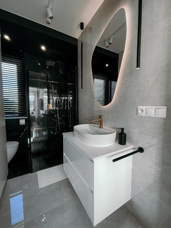 ラプカPenthouse Sloneczna Rapsodia - Blisko Parku Zdrojowego - Duzy Taras Na Dachu - Piekny Widok - Winda - Garazアパートメント エクステリア 写真